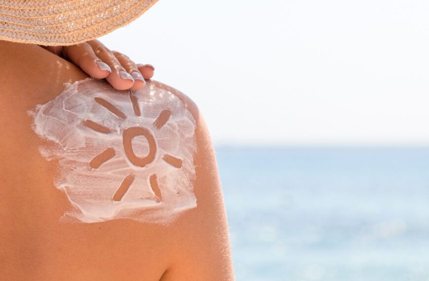 The Best Non-Toxic Sunscreen To Protect You and Your Family