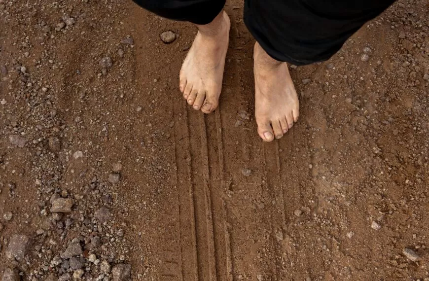 Grounding has Scientifically Proven Results – Is Being Barefoot Free Medicine?