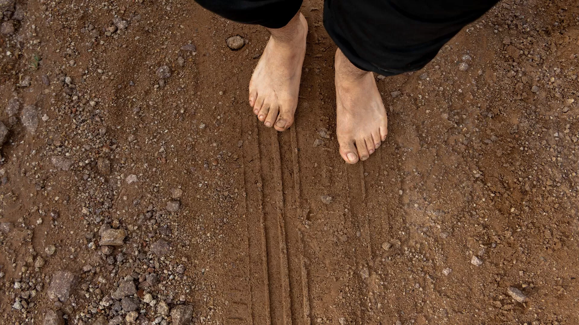 Grounding has Scientifically Proven Results – Is Being Barefoot Free Medicine?