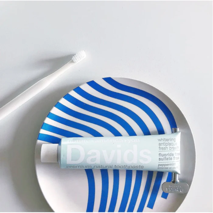 eco friendly toothpaste