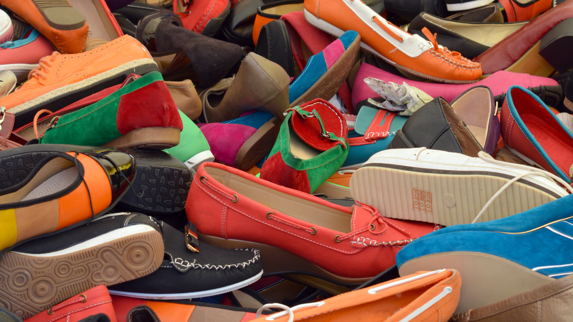 Fight Against Waste with Shoes Made from Recycled Plastic